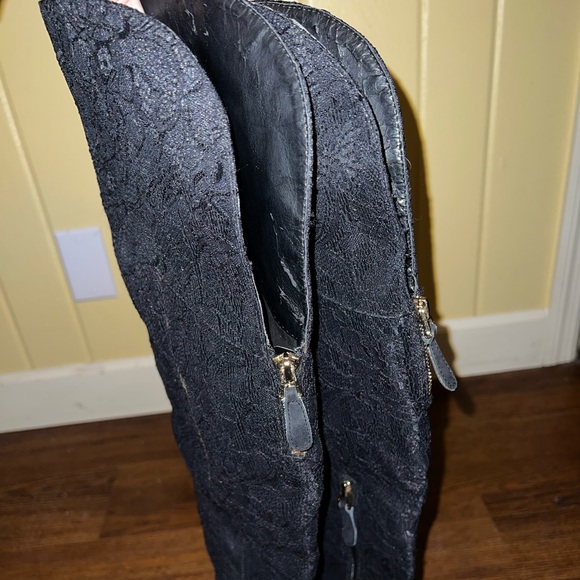Guess Black Lace Textured Over Knee High Stiletto Heel Zip Up Boots Size 7 - Picture 7 of 13